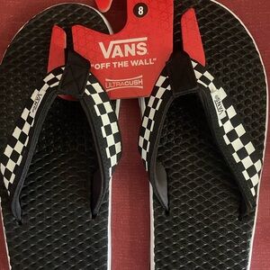 Vans ultra Cush men’s flip flops. New with tags.